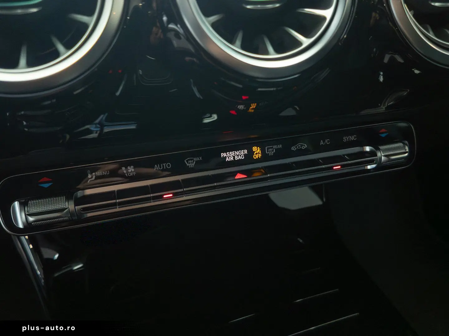 MERCEDES-BENZ CLA 200 AMG Prem 19 Night LED Kam Keyl&hellip;