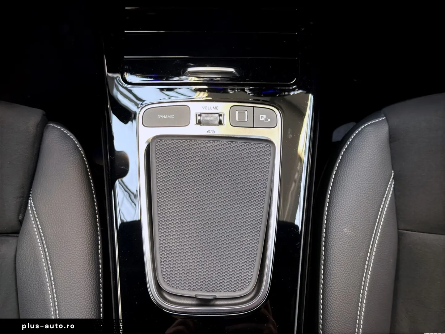 MERCEDES-BENZ CLA 200 d AMG DynLicht NIGHT Alarm Spu&hellip;
