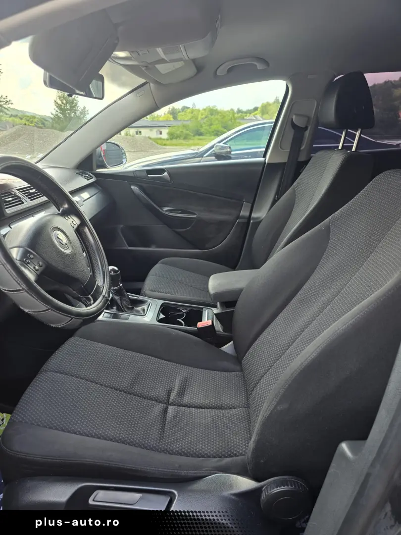 VOLKSWAGEN Passat 2026 — imagine 12