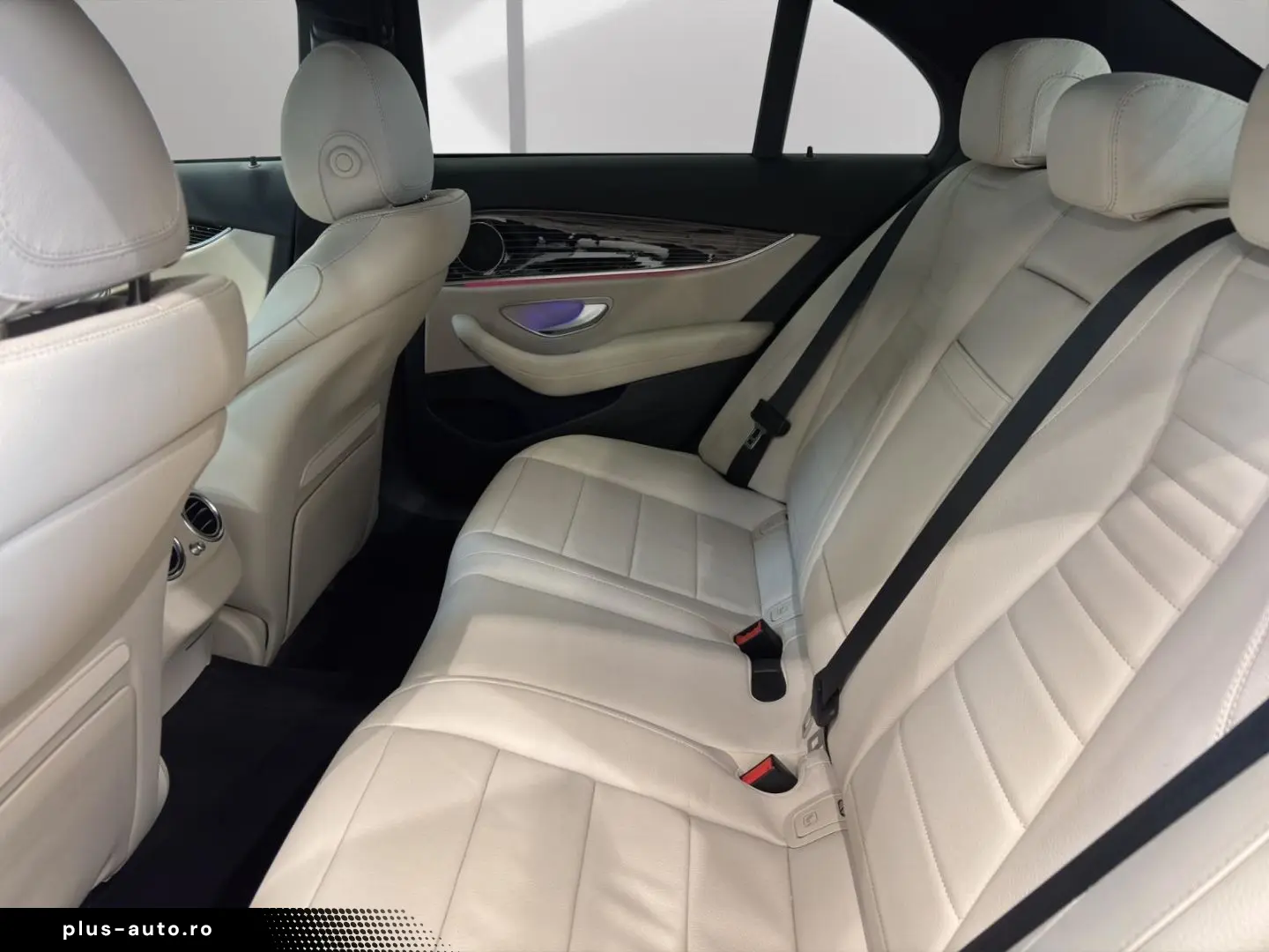 MERCEDES-BENZ E 300 e 4M AMG EX. BUSI RFK PUBLIC MBU&hellip;