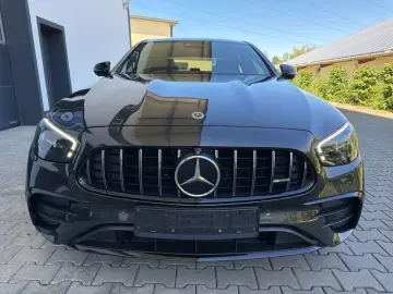 MERCEDES-BENZ E 53 AMG 4Matic   Luft HUD AHK NAVI BURMESTER