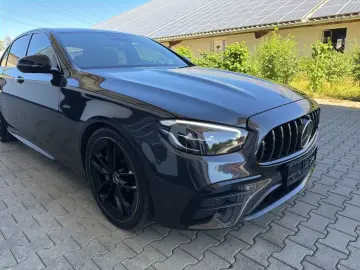 MERCEDES-BENZ E 53 AMG 4Matic   Luft HUD AHK NAVI BURMESTER