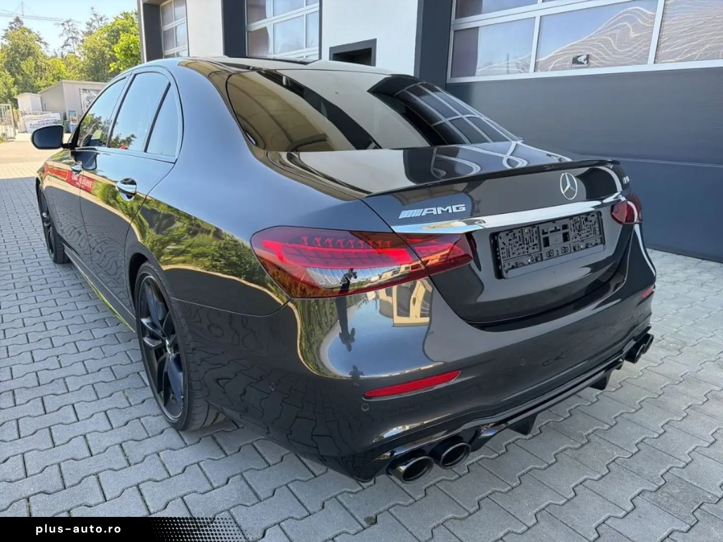 MERCEDES-BENZ E 53 AMG 4Matic   Luft HUD AHK NAVI BURMESTER