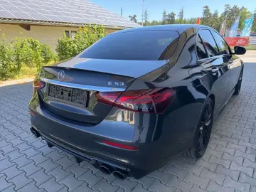 MERCEDES-BENZ E 53 AMG 4Matic   Luft HUD AHK NAVI BURMESTER