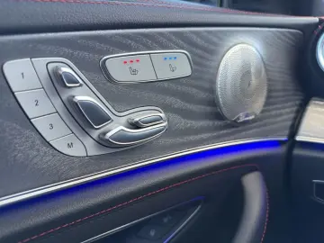 MERCEDES-BENZ E 53 AMG 4Matic   Luft HUD AHK NAVI BURMESTER