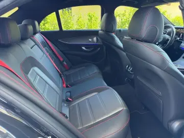 MERCEDES-BENZ E 53 AMG 4Matic   Luft HUD AHK NAVI BURMESTER