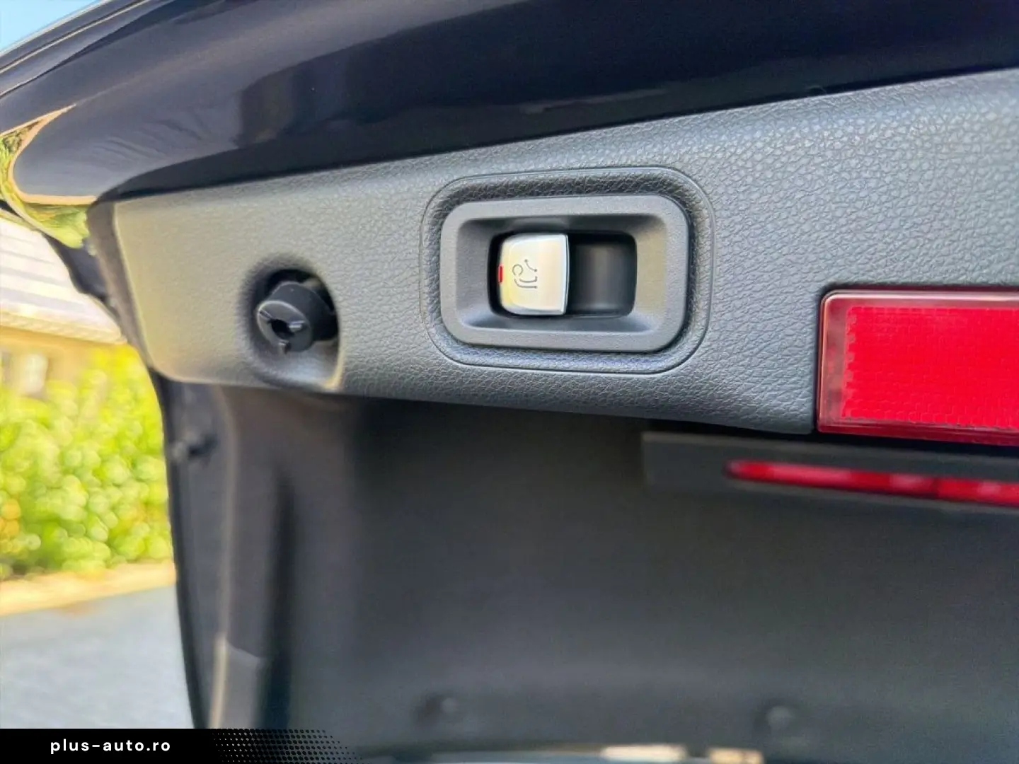 MERCEDES-BENZ E 53 AMG 4Matic   Luft HUD AHK NAVI BURMESTER