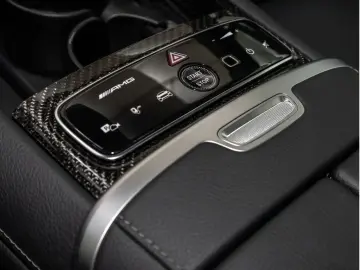 MERCEDES-BENZ EQE 53 AMG 4M  Dyn  Premium  Hyperscreen NIGHT