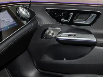 MERCEDES-BENZ EQE 53 AMG 4M  Dyn  Premium  Hyperscreen NIGHT