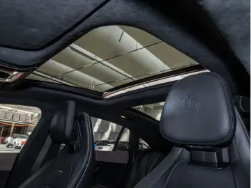 MERCEDES-BENZ EQE 53 AMG 4M  Dyn  Premium  Hyperscreen NIGHT