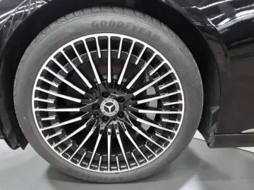 MERCEDES-BENZ EQS 450 4M AMG-LINE HYPESCREEN PANO SI…