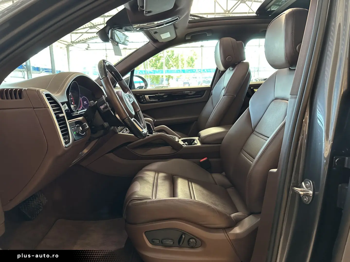 PORSCHE Cayenne Sport Leder BOSE Memory Pano 360Cam AHK