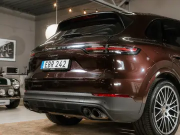 PORSCHE Cayenne E-Hybrid Platinum Edition