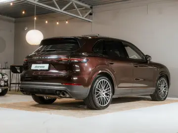 PORSCHE Cayenne E-Hybrid Platinum Edition