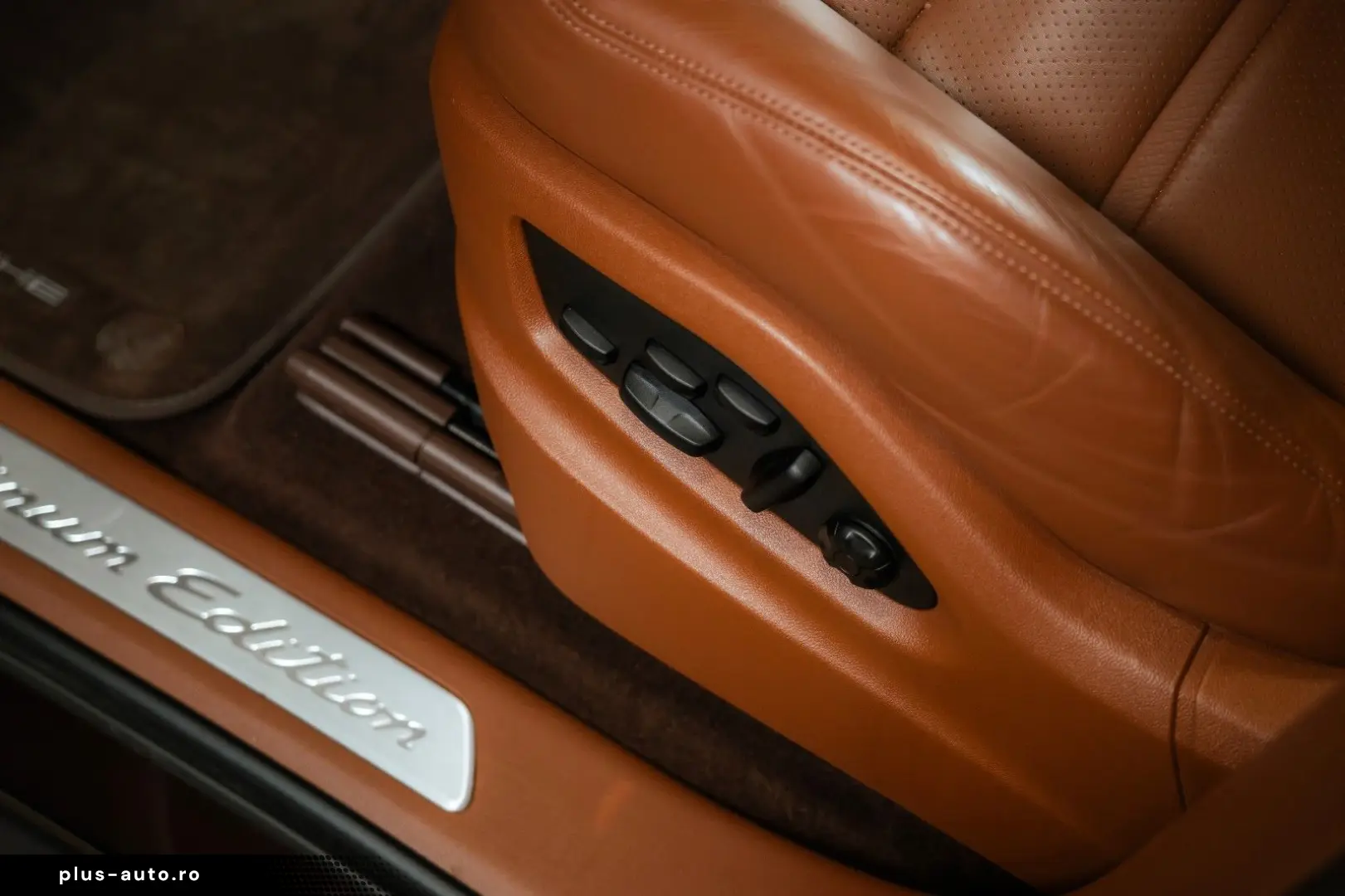 PORSCHE Cayenne E-Hybrid Platinum Edition