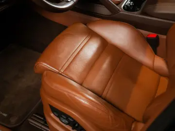 PORSCHE Cayenne E-Hybrid Platinum Edition