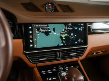 PORSCHE Cayenne E-Hybrid Platinum Edition