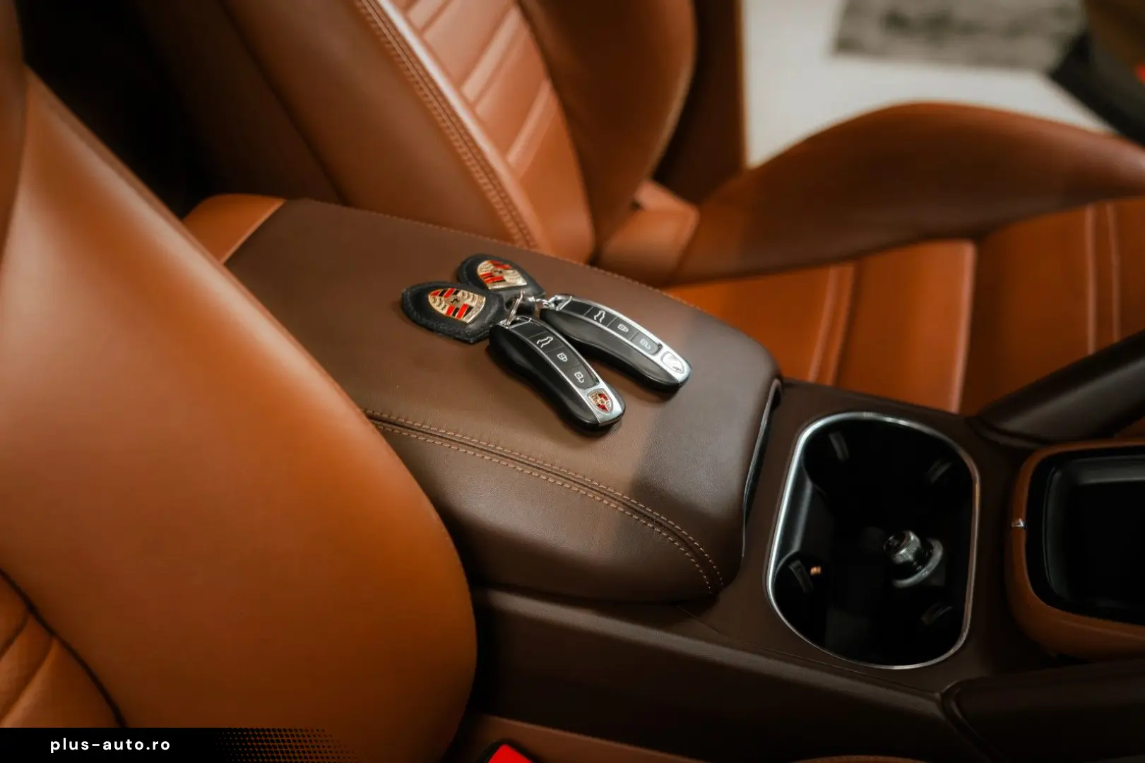 PORSCHE Cayenne E-Hybrid Platinum Edition