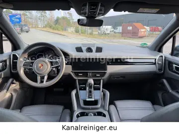 PORSCHE Panorama-Matrix-HeadUp-BOSE