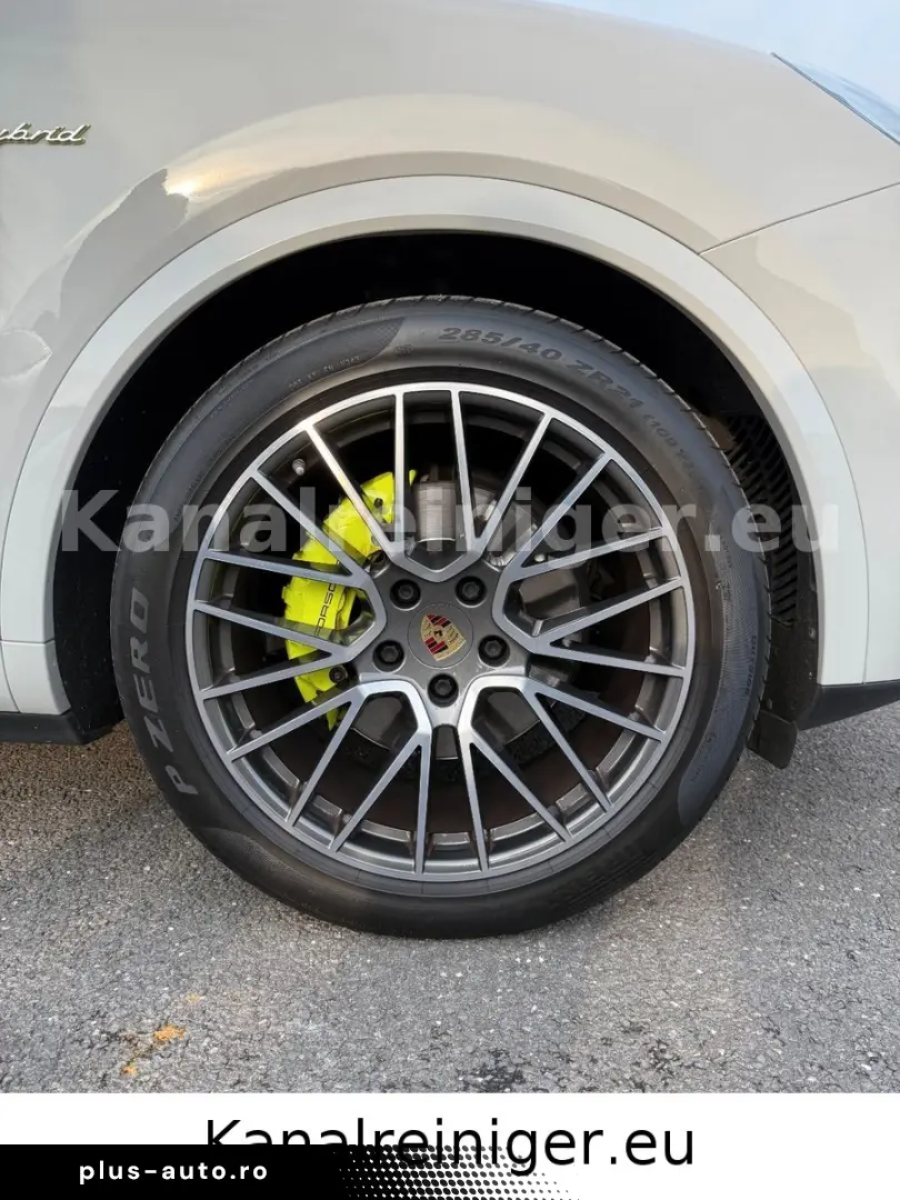 PORSCHE Panorama-Matrix-HeadUp-BOSE