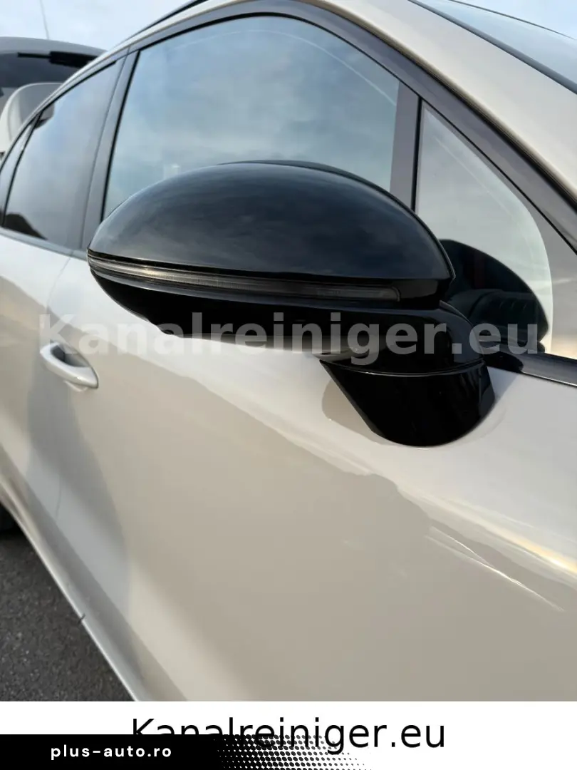 PORSCHE Panorama-Matrix-HeadUp-BOSE