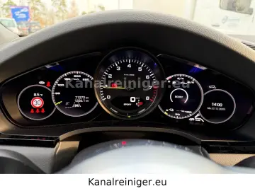 PORSCHE Panorama-Matrix-HeadUp-BOSE