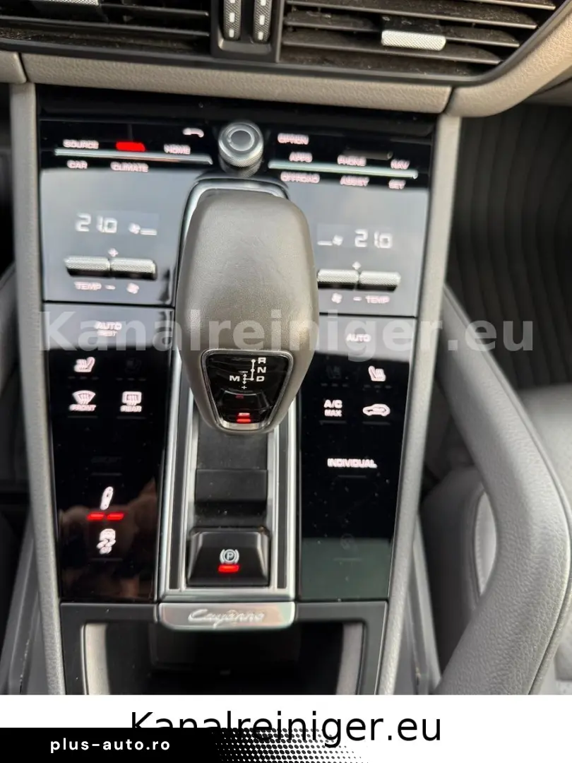 PORSCHE Panorama-Matrix-HeadUp-BOSE