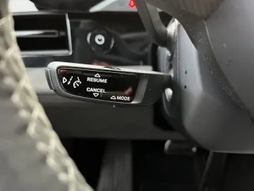 PORSCHE Taycan GTS Sport Turismo PDCC Privacy Servo