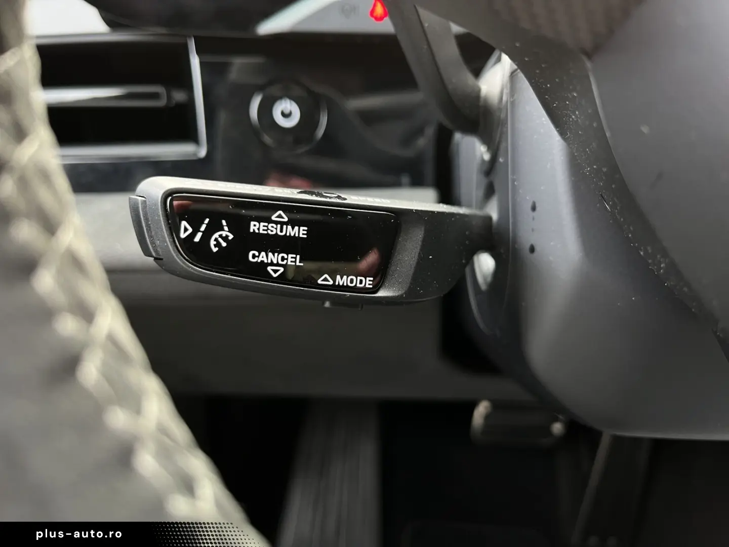 PORSCHE Taycan GTS Sport Turismo PDCC Privacy Servo
