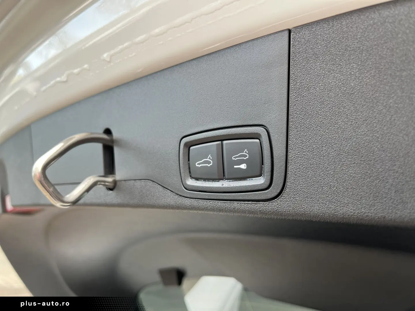 PORSCHE Taycan GTS Sport Turismo PDCC Privacy Servo