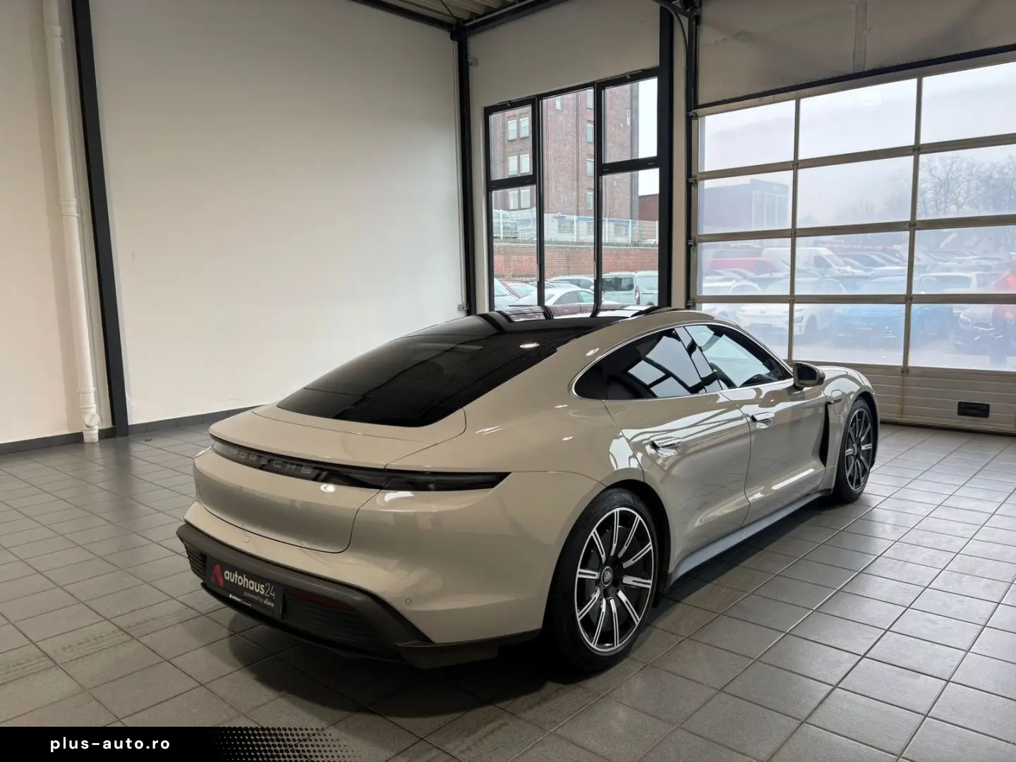 PORSCHE Taycan 4S Plus Chrono ACC Leder BOSE