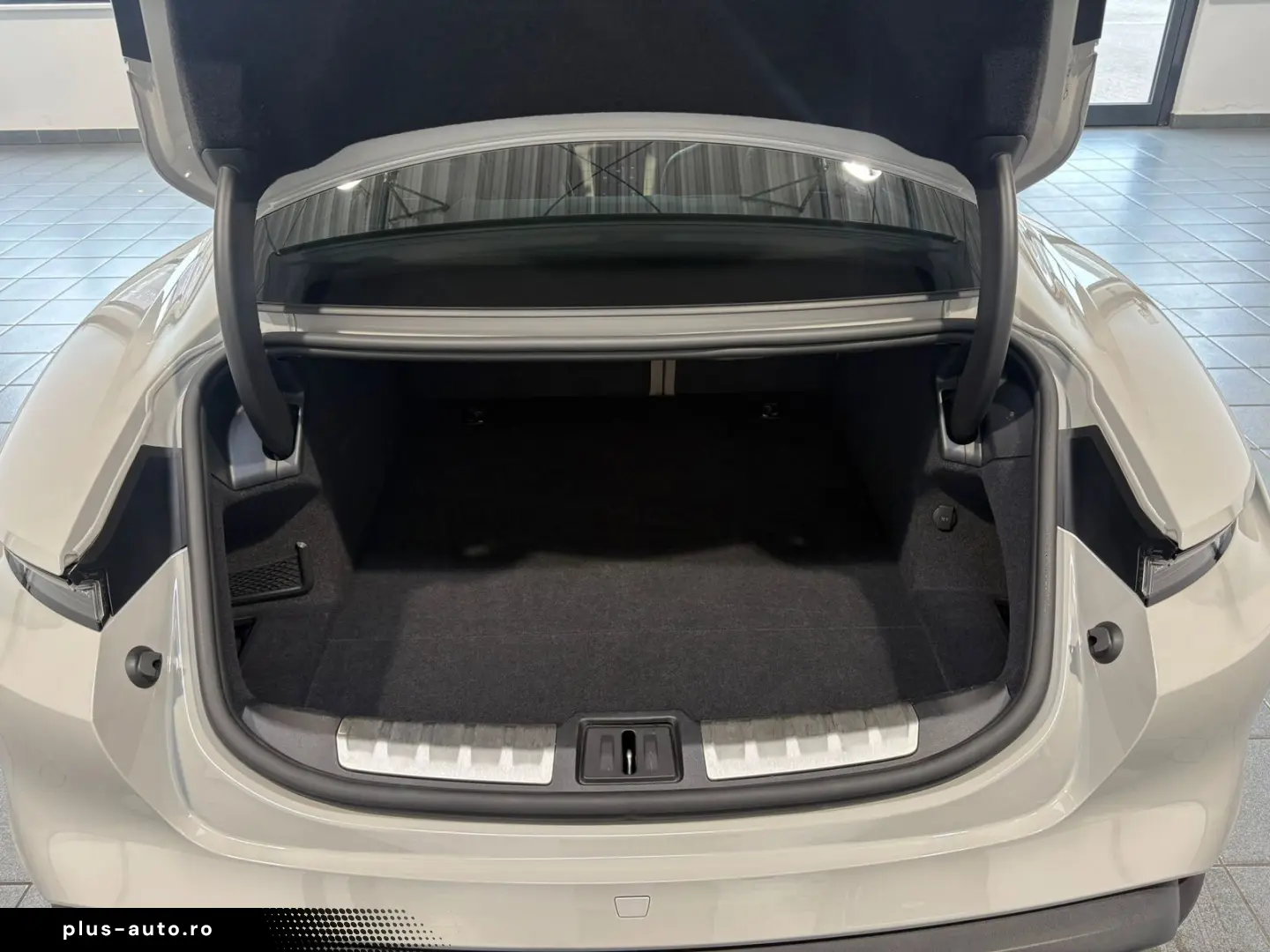 PORSCHE Taycan 4S Plus Chrono ACC Leder BOSE