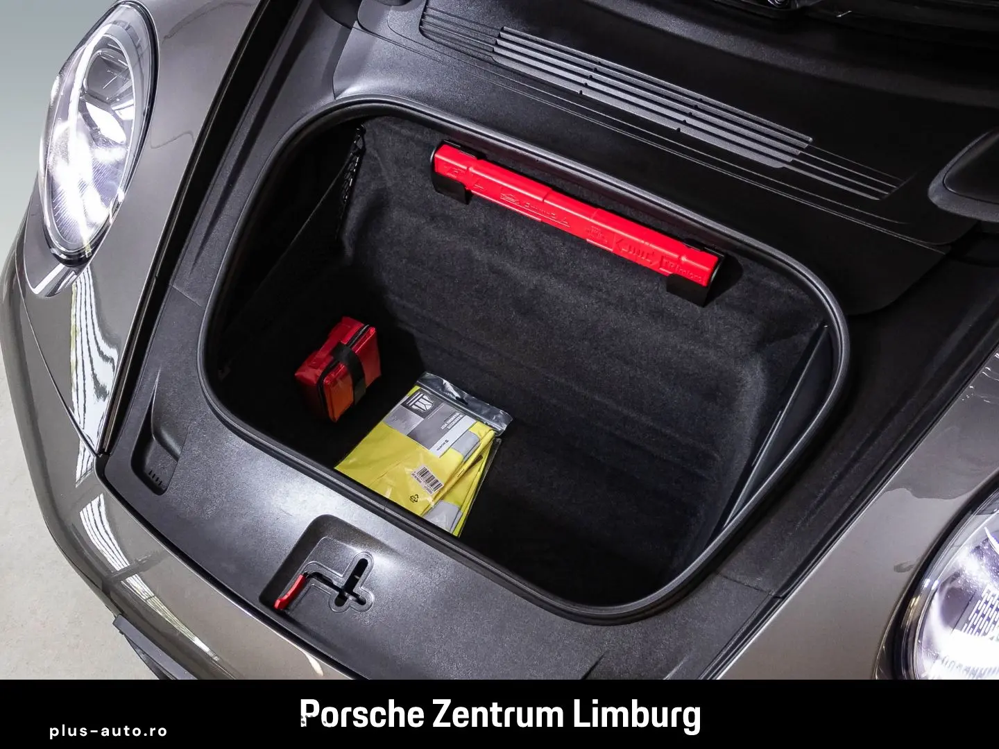 PORSCHE 992 911 Carrera 4 GTS Cabrio InnoDrive LEDMatrix
