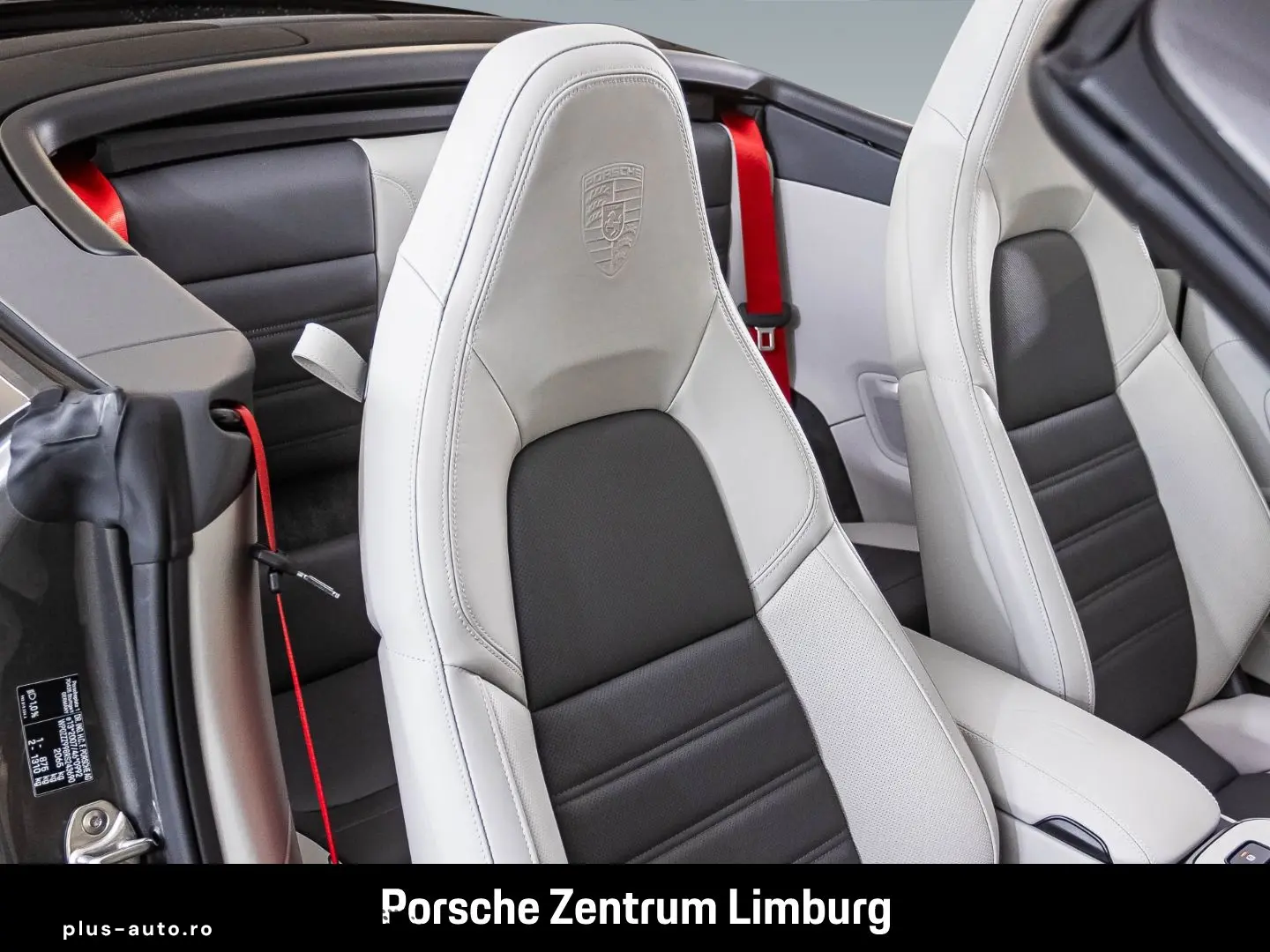 PORSCHE 992 911 Carrera 4 GTS Cabrio InnoDrive LEDMatrix