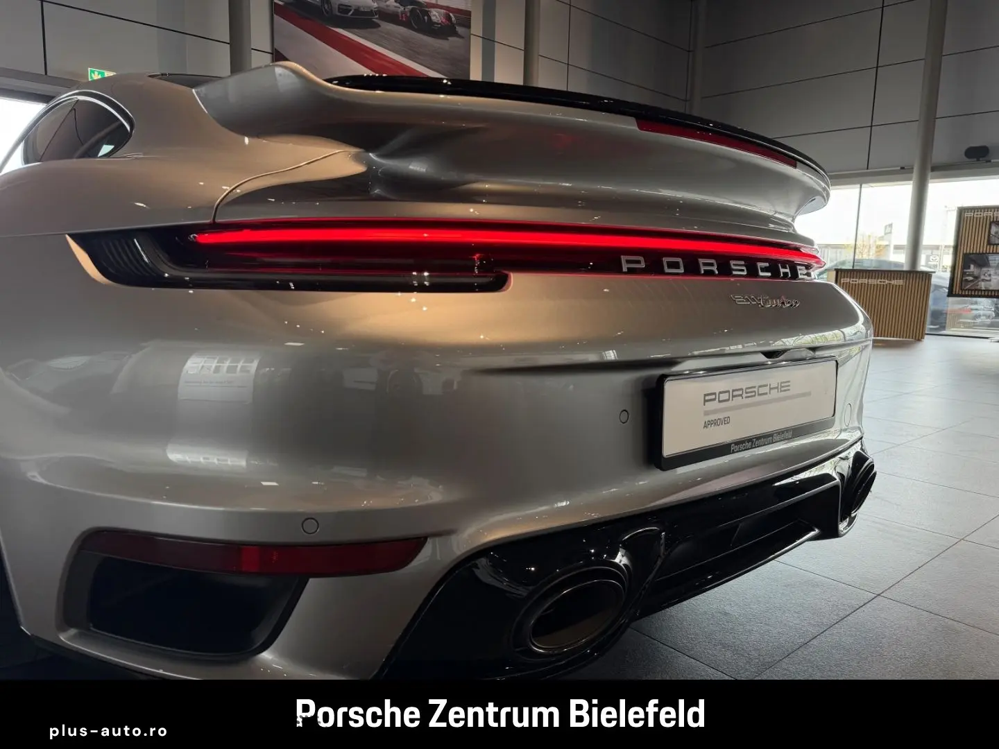 PORSCHE 992 911 Turbo InnoDrive Sportabgas LED-Matrix