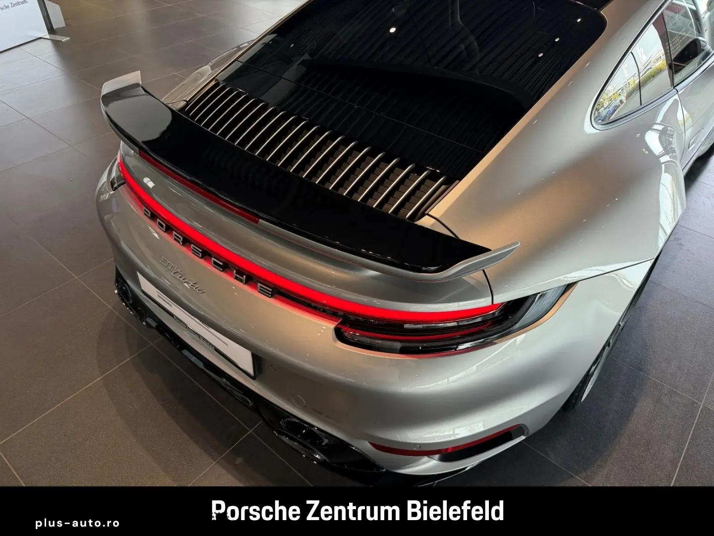 PORSCHE 992 911 Turbo InnoDrive Sportabgas LED-Matrix