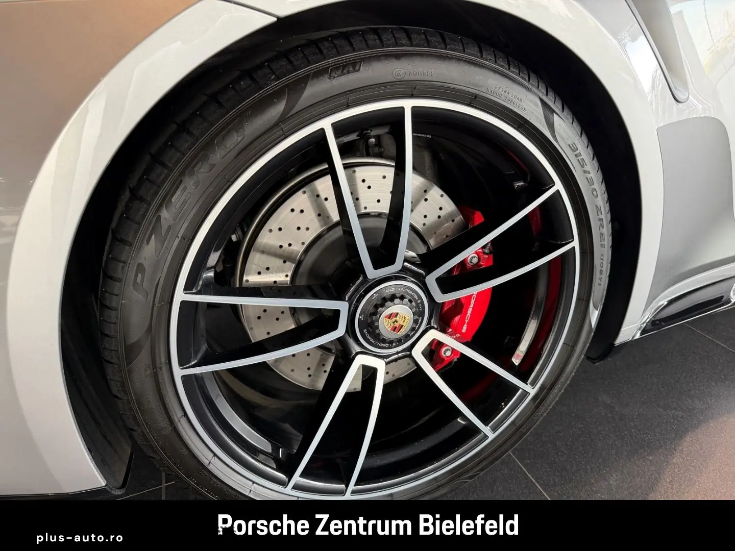PORSCHE 992 911 Turbo InnoDrive Sportabgas LED-Matrix