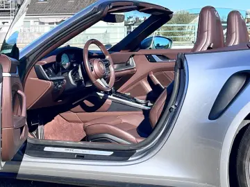 PORSCHE 911 Turbo Cabriolet