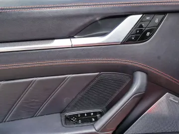 PORSCHE 911 992 Turbo Cabriolet lava Burmester Lift