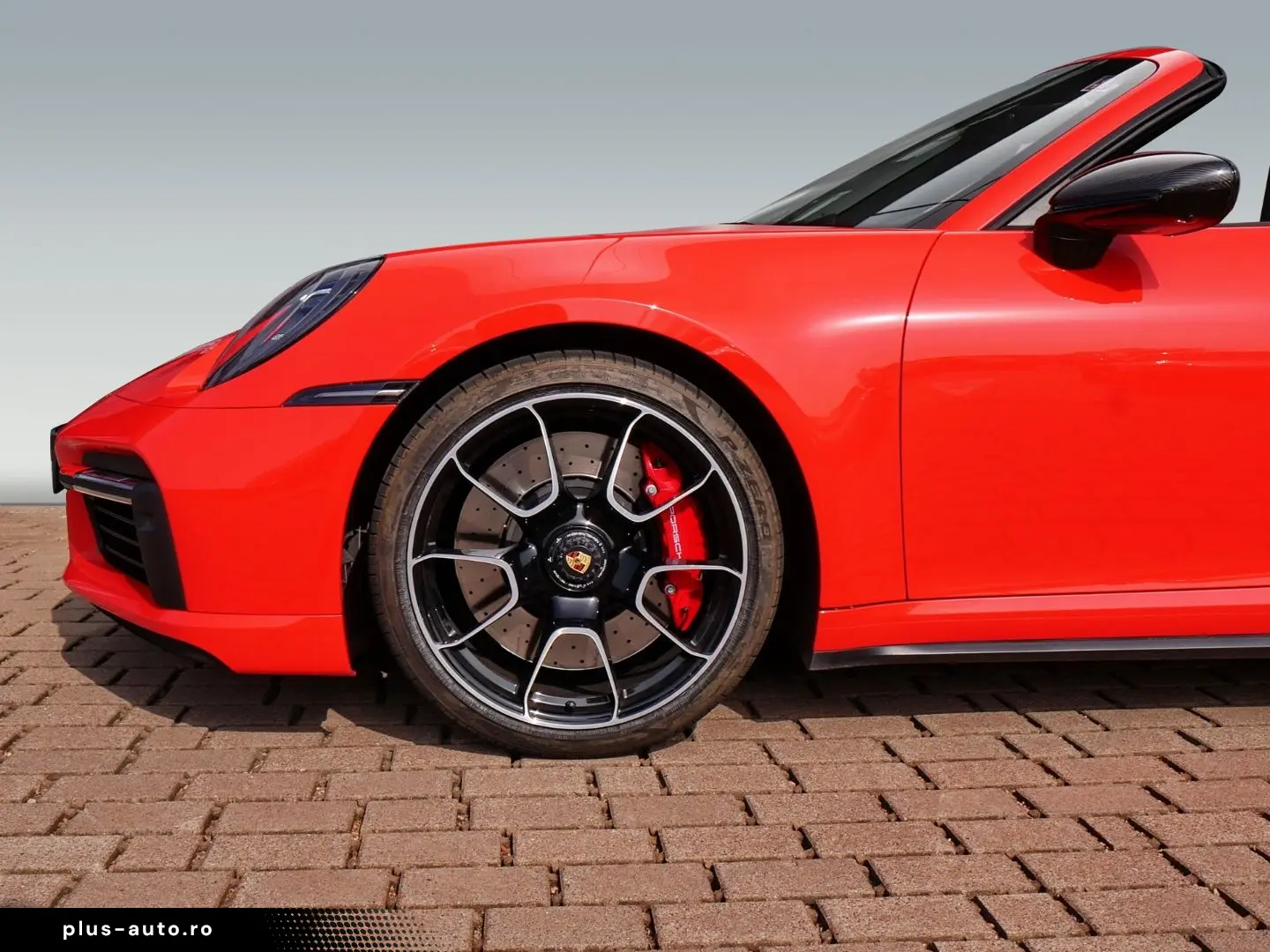 PORSCHE 911 992 Turbo Cabriolet lava Burmester Lift