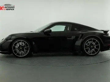 PORSCHE 992 Turbo S Coupé Bi-Color Schwarz-Bordeauxrot