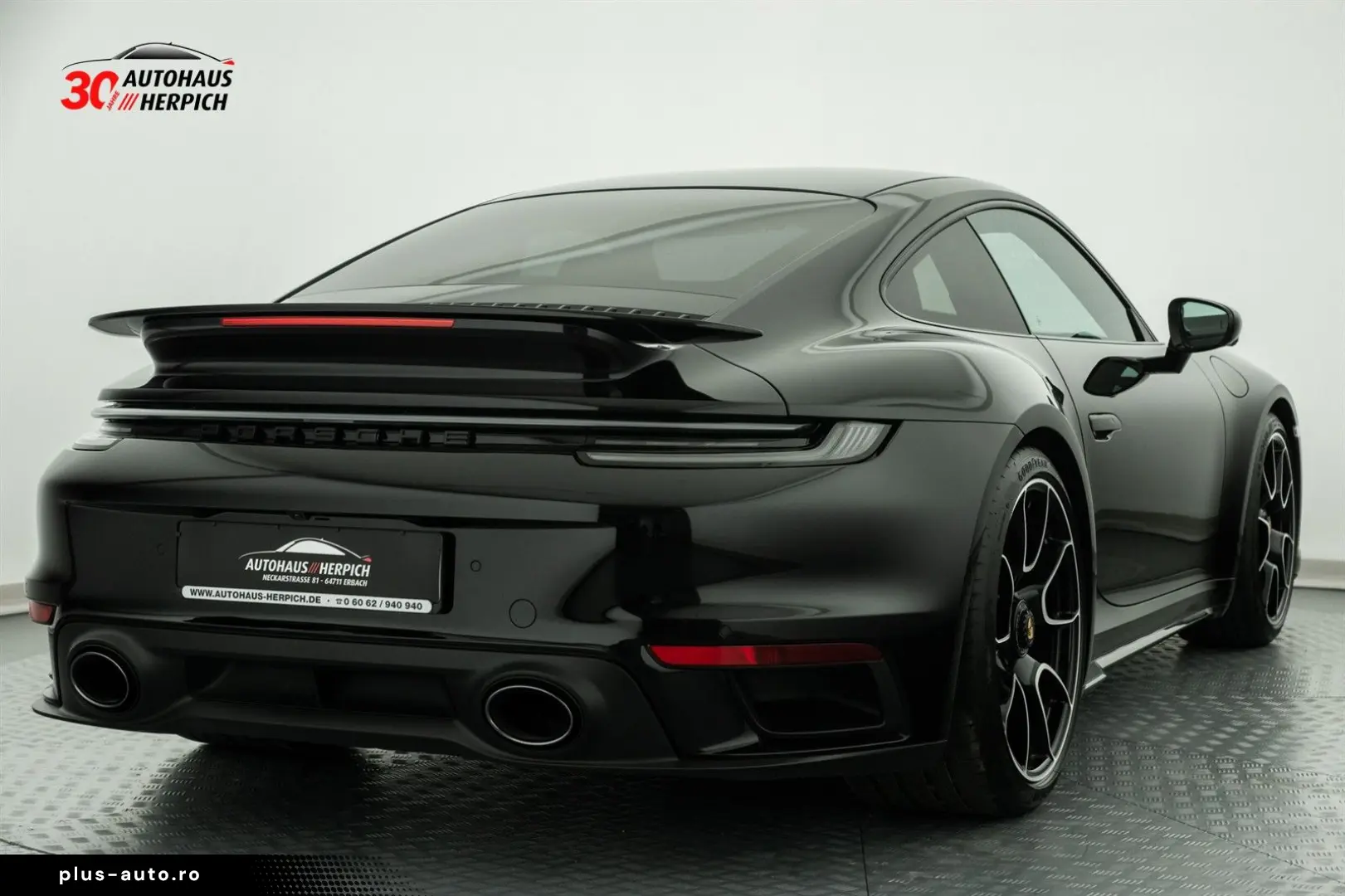 PORSCHE 992 Turbo S Coupé Bi-Color Schwarz-Bordeauxrot