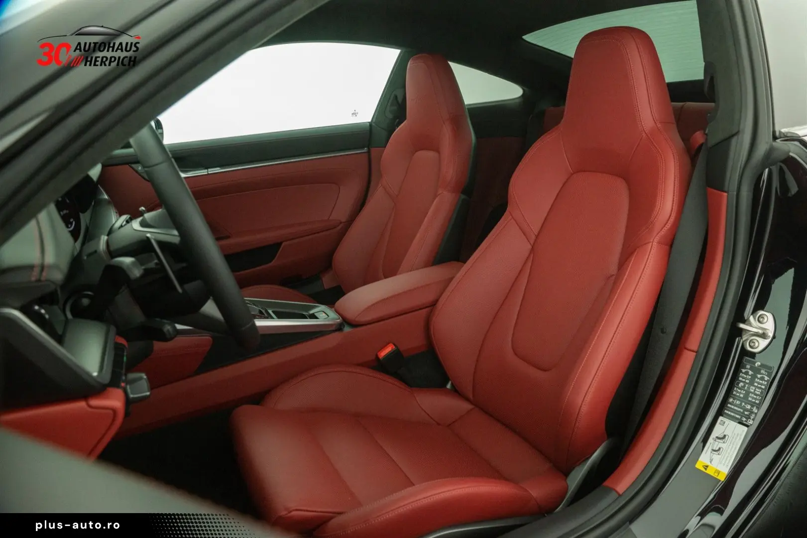 PORSCHE 992 Turbo S Coupé Bi-Color Schwarz-Bordeauxrot