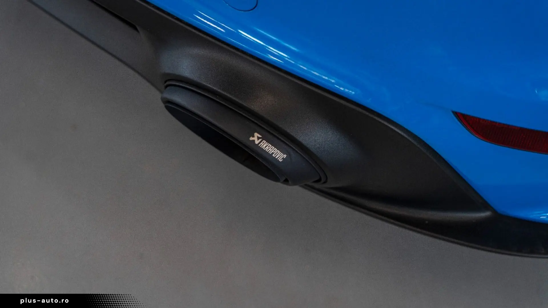 PORSCHE 911 Turbo  Lift 18WAY INNO BOSE 360Cam Akrapovic
