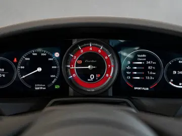 PORSCHE 911 Turbo  Lift 18WAY INNO BOSE 360Cam Akrapovic