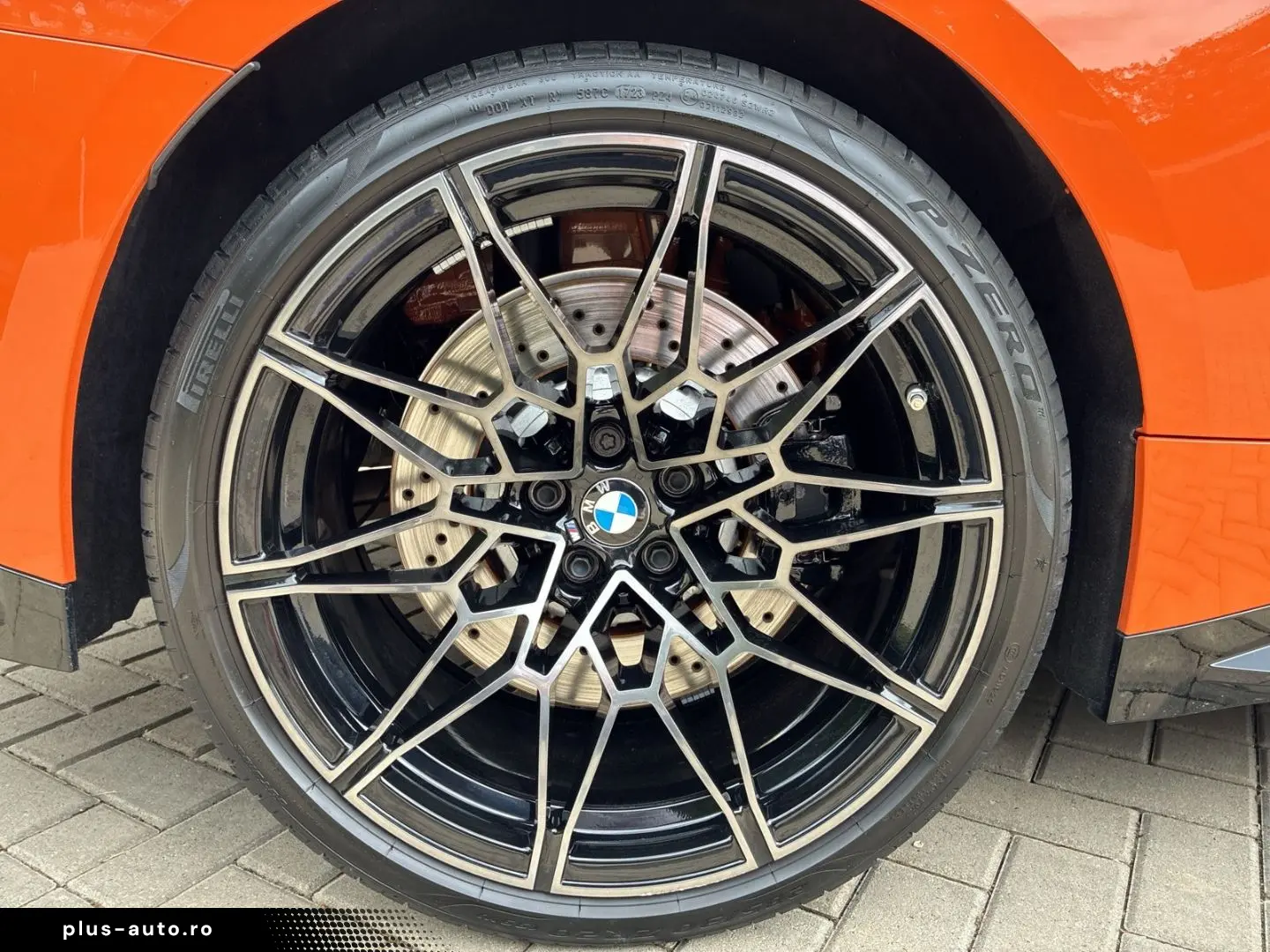 BMW M4 Competition Cabrio INDIVIDUAL Drivers Package
