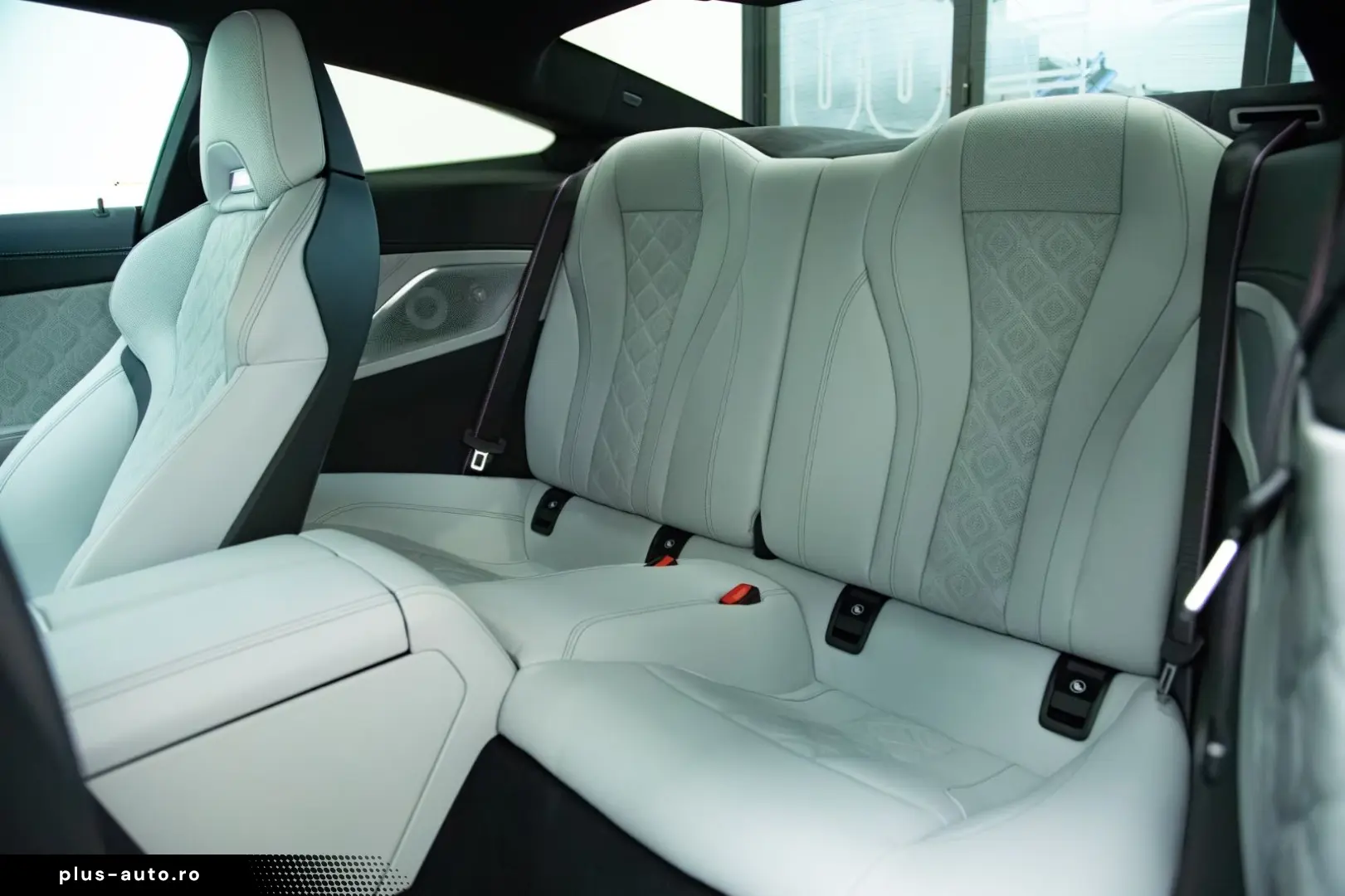 BMW M8 Coupe Competition B&W Laser Merino Carbon PPF