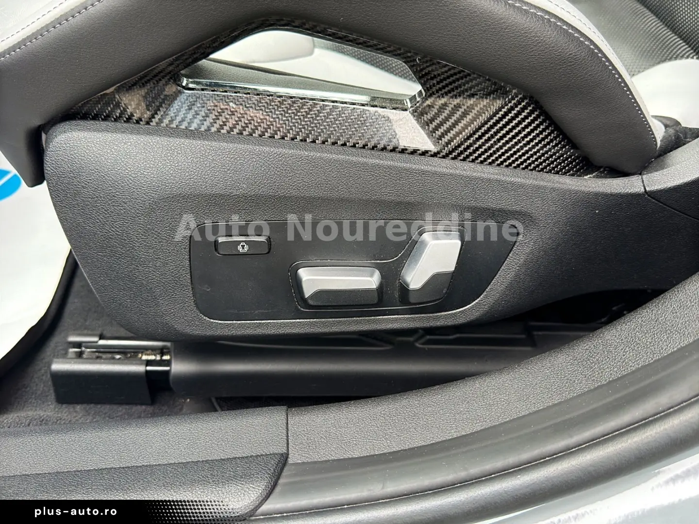 BMW M3 xDrive Competition Lim Schalen Keramic Curved