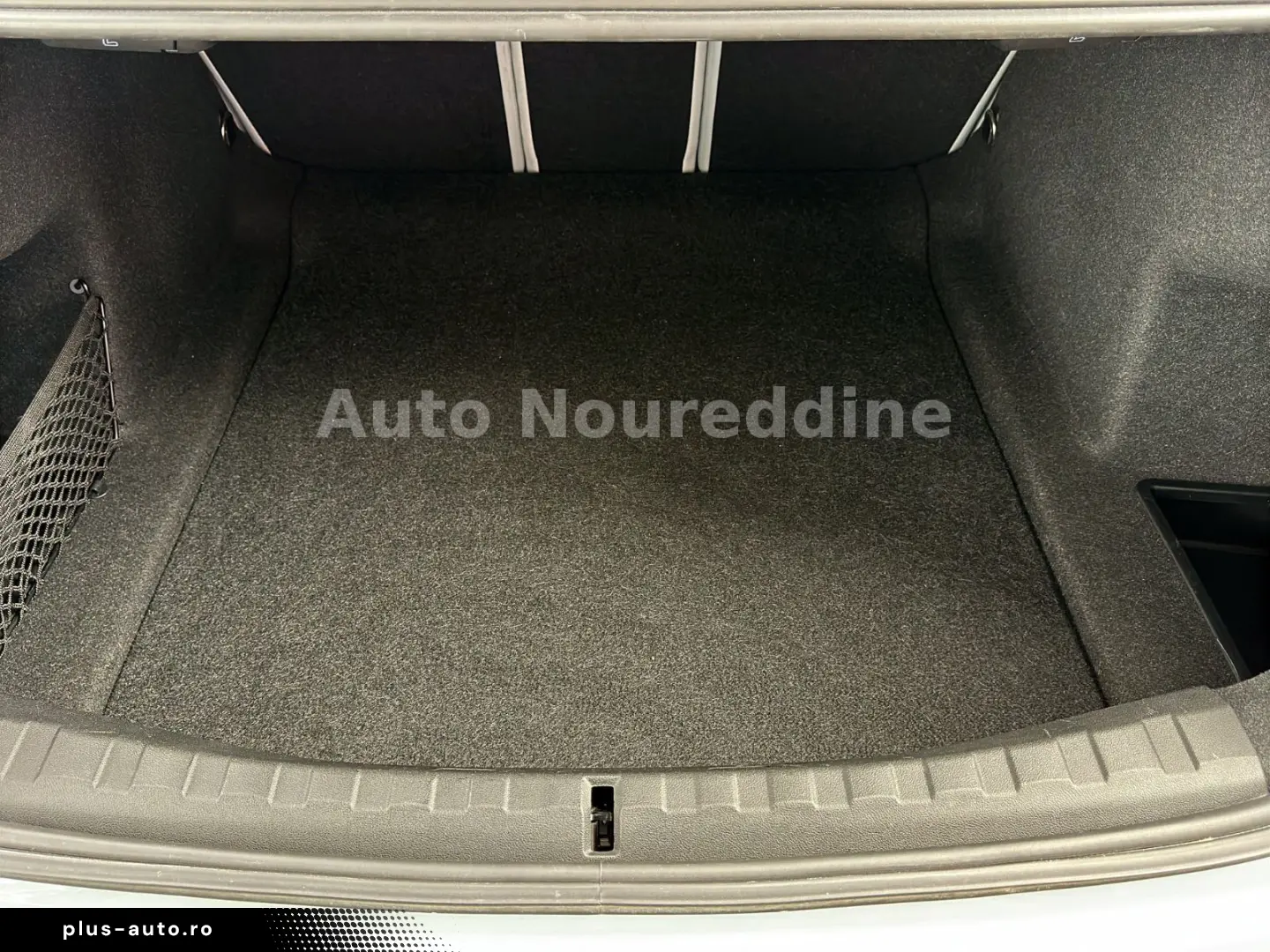 BMW M3 xDrive Competition Lim Schalen Keramic Curved