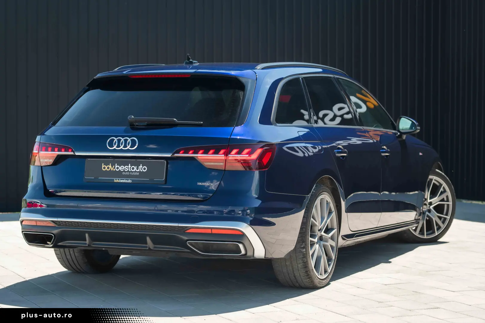 Audi A4 40 TDI quattro S tronic S line